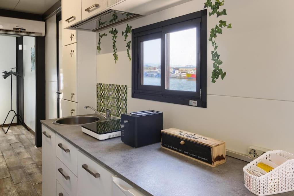 Houseboat Sardinia Suite 칼리아리 외부 사진