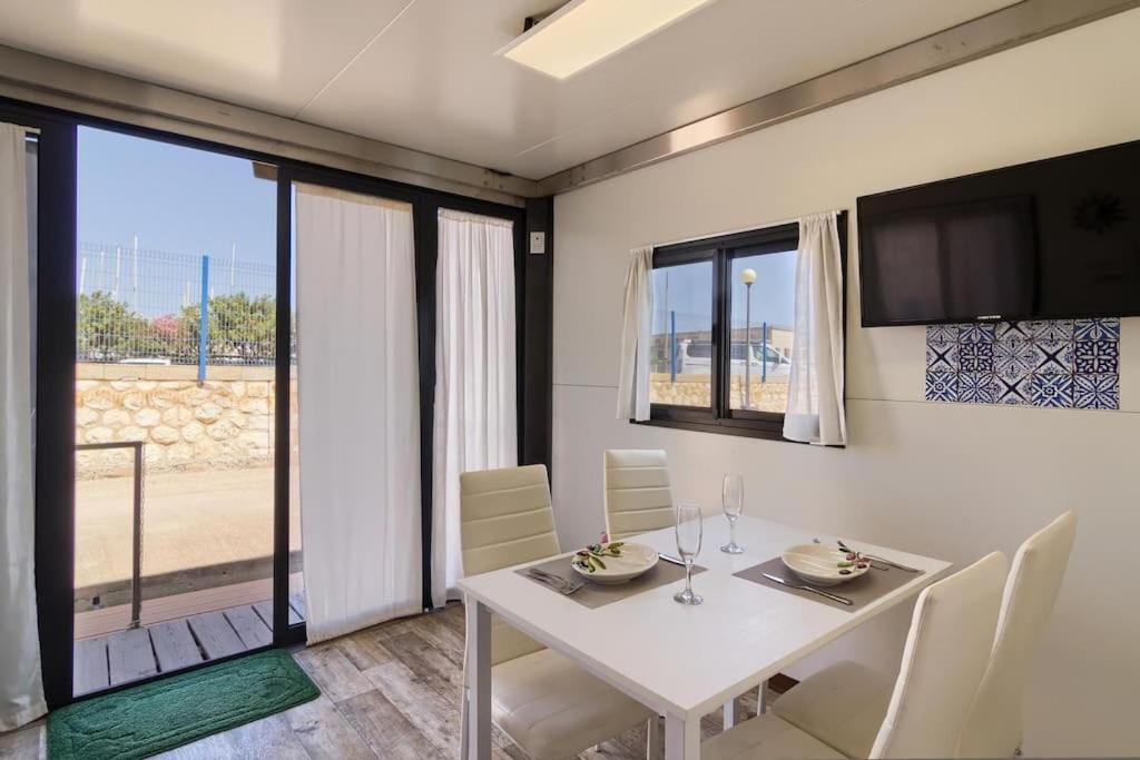 Houseboat Sardinia Suite 칼리아리 외부 사진