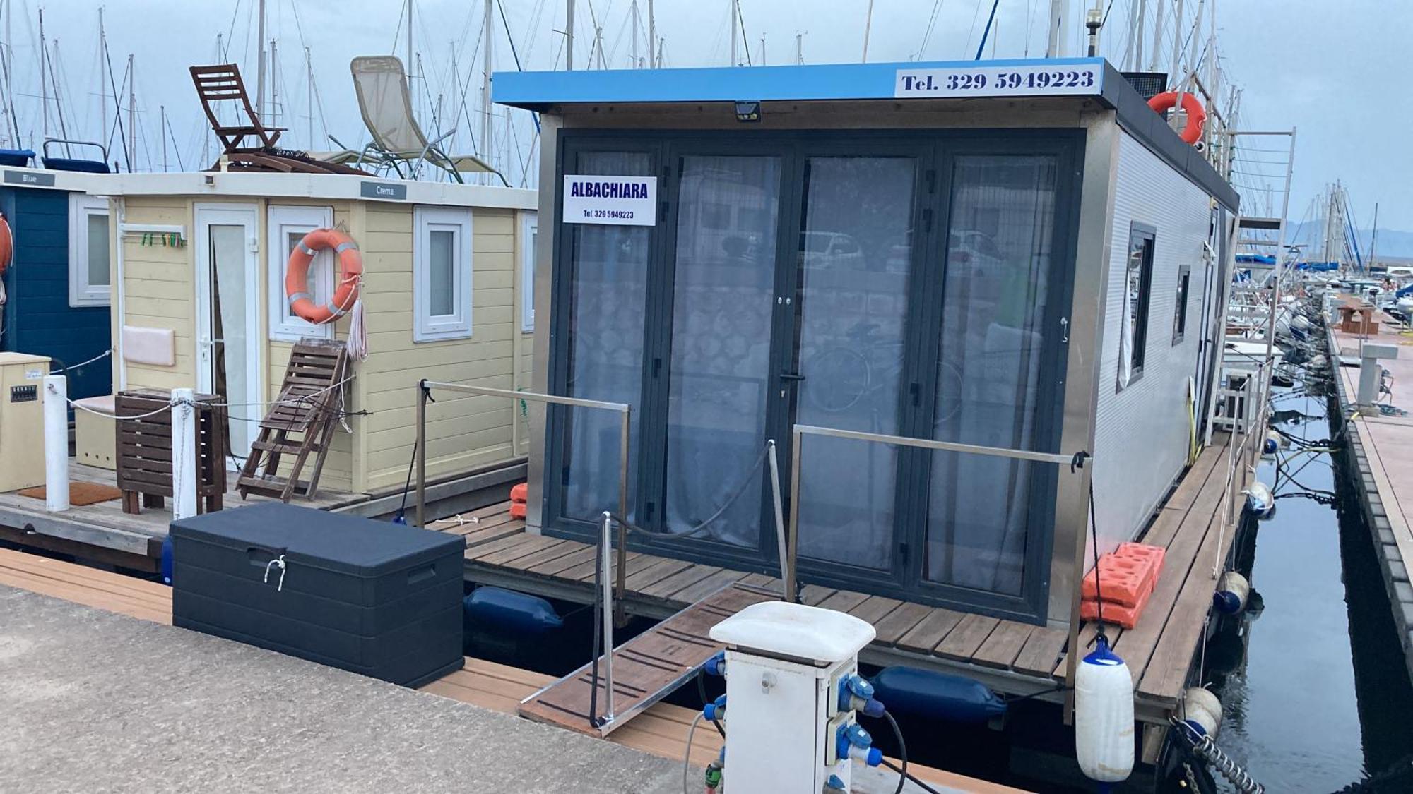 Houseboat Sardinia Suite 칼리아리 외부 사진